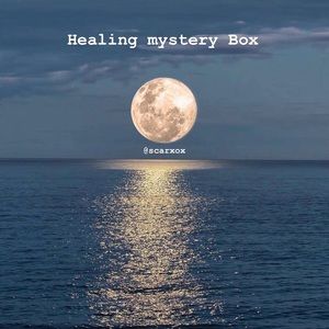 Mystery Healing Box🌎